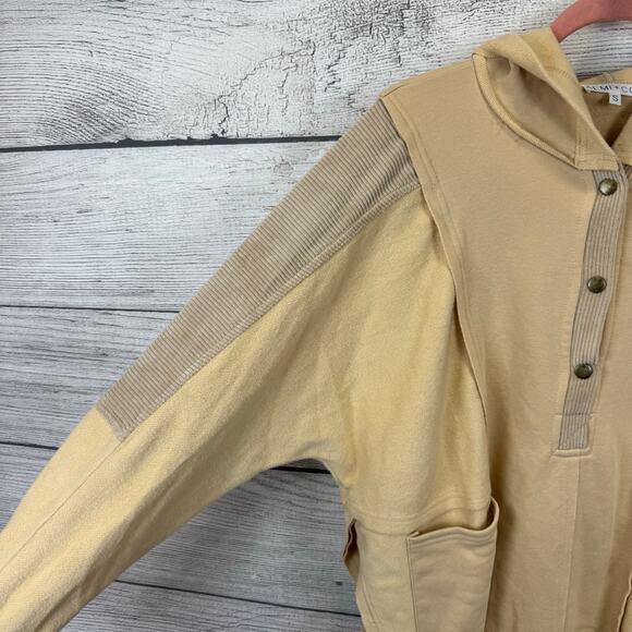 Aemi & Co Women's Ivory Quarter Snap Long Sleeve Pullover Sweatshirt Size Small - Picture 2 of 9